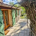 Domaine Bellavigne Et *