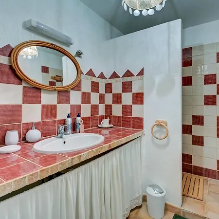 Дом отдыха Domaine Bellavigne Et