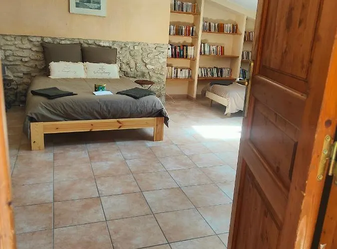 Domaine Bellavigne Et *