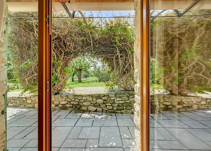 Domaine Bellavigne Et *